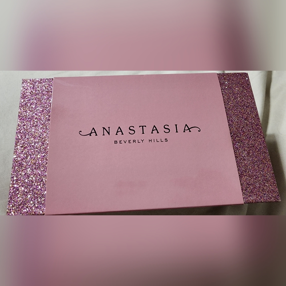 Anastasia Beverly Hills SULTRY